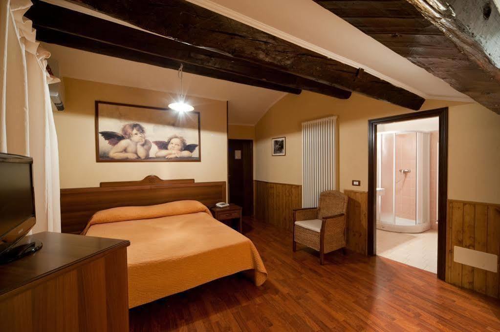 Hostaria Da Lino Hotel Сан Марино Екстериор снимка
